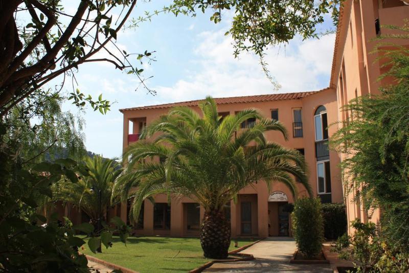 Hotel Les Pavillons Du Golfe Favone Luaran gambar